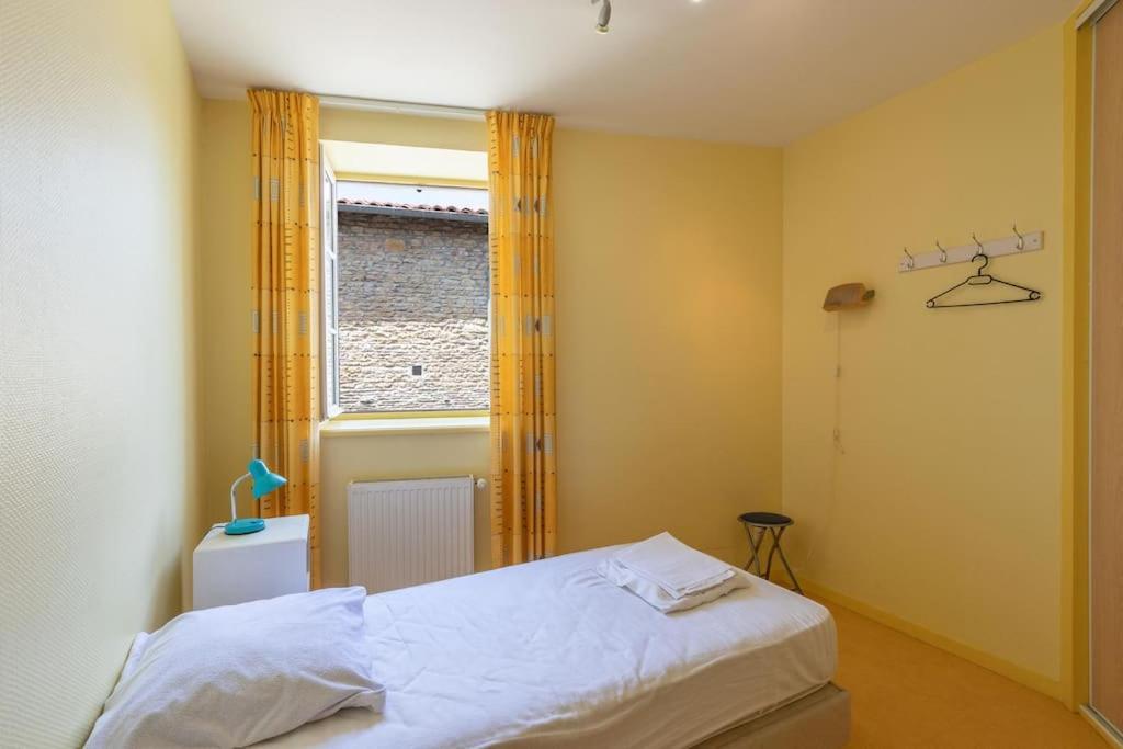 Cabana & Le Gite De Domange - Proche Macon Ige  Exterior photo