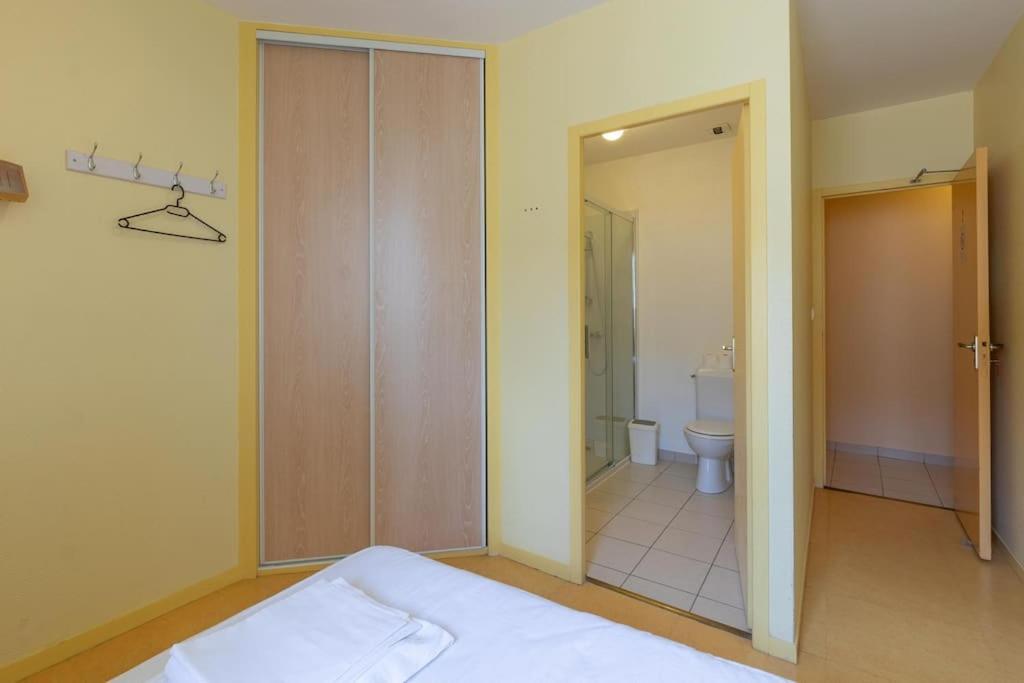Cabana & Le Gite De Domange - Proche Macon Ige  Exterior photo